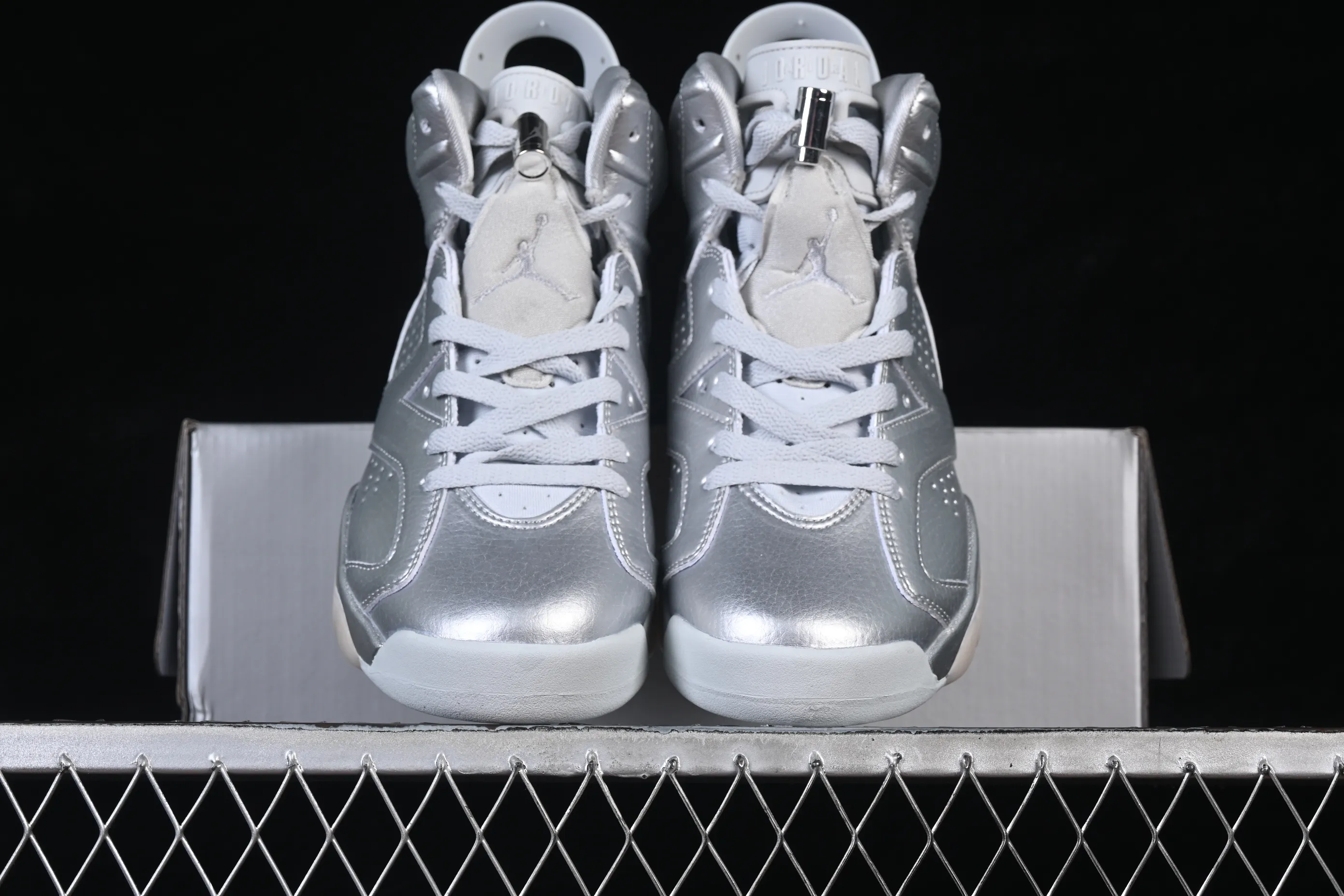 All categories Air Jordan Jordan series basketball shoes Air Jordan 6 PSG x Air Jordan 6 Retro AJ6 Joe 6 Liquid Silver Paris IQ5135-010